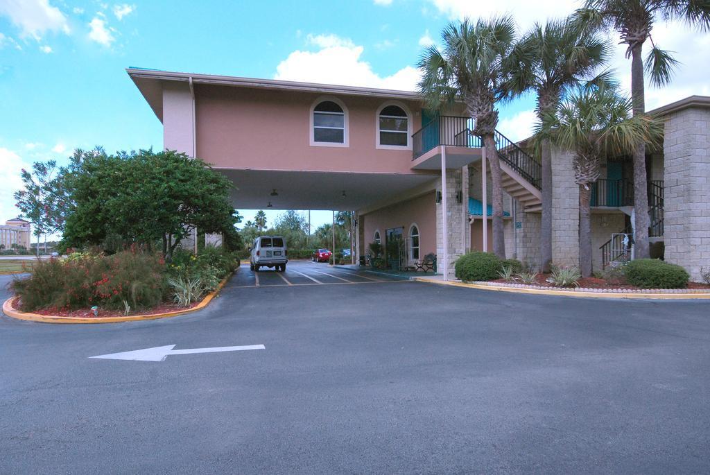 Quality Inn & Suites Orlando Airport מראה חיצוני תמונה