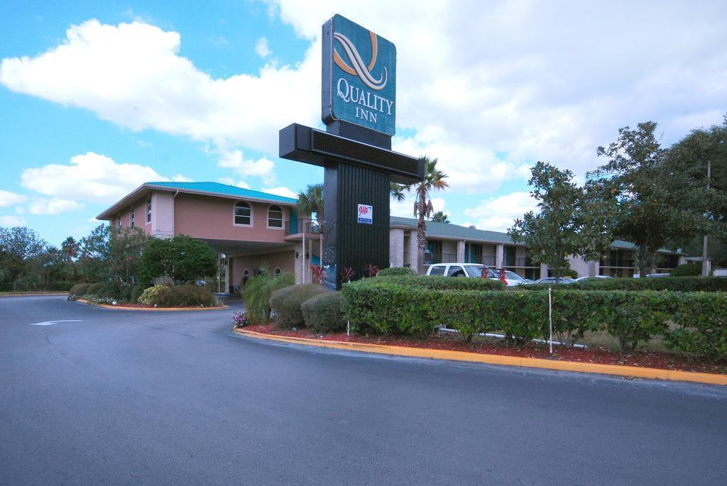 Quality Inn & Suites Orlando Airport מראה חיצוני תמונה