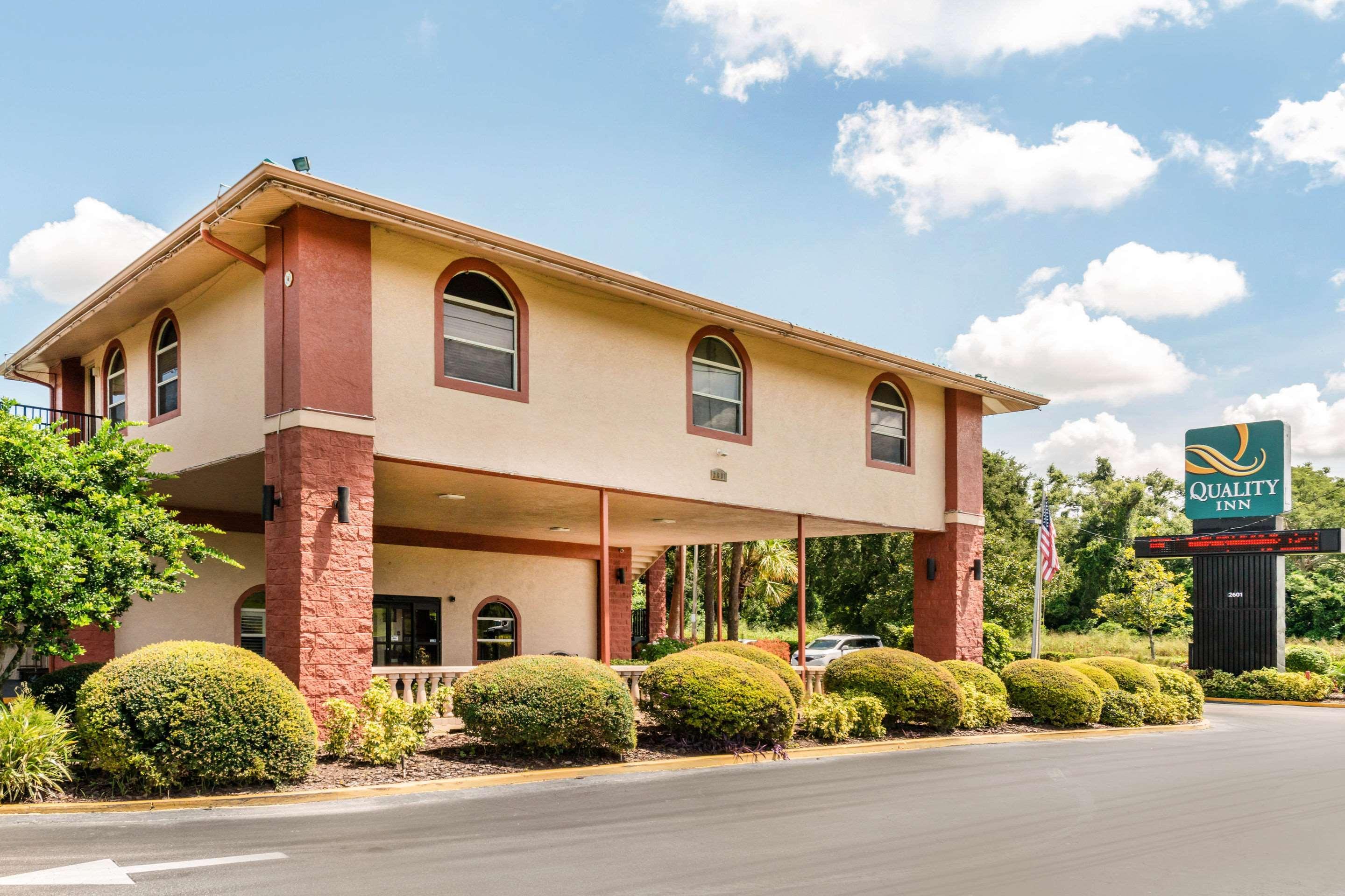 Quality Inn & Suites Orlando Airport מראה חיצוני תמונה