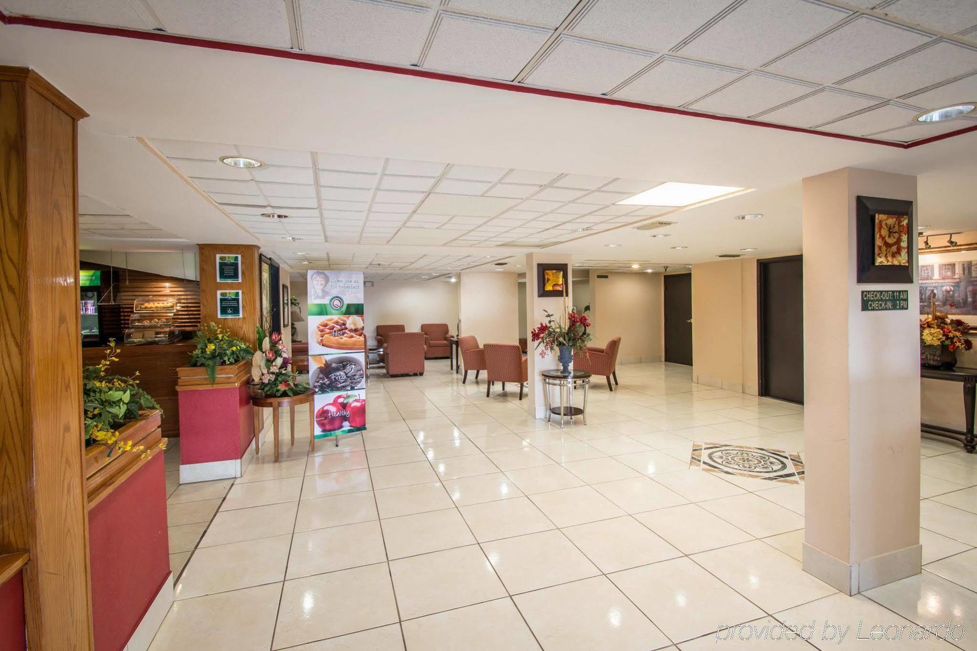 Quality Inn & Suites Orlando Airport מראה חיצוני תמונה